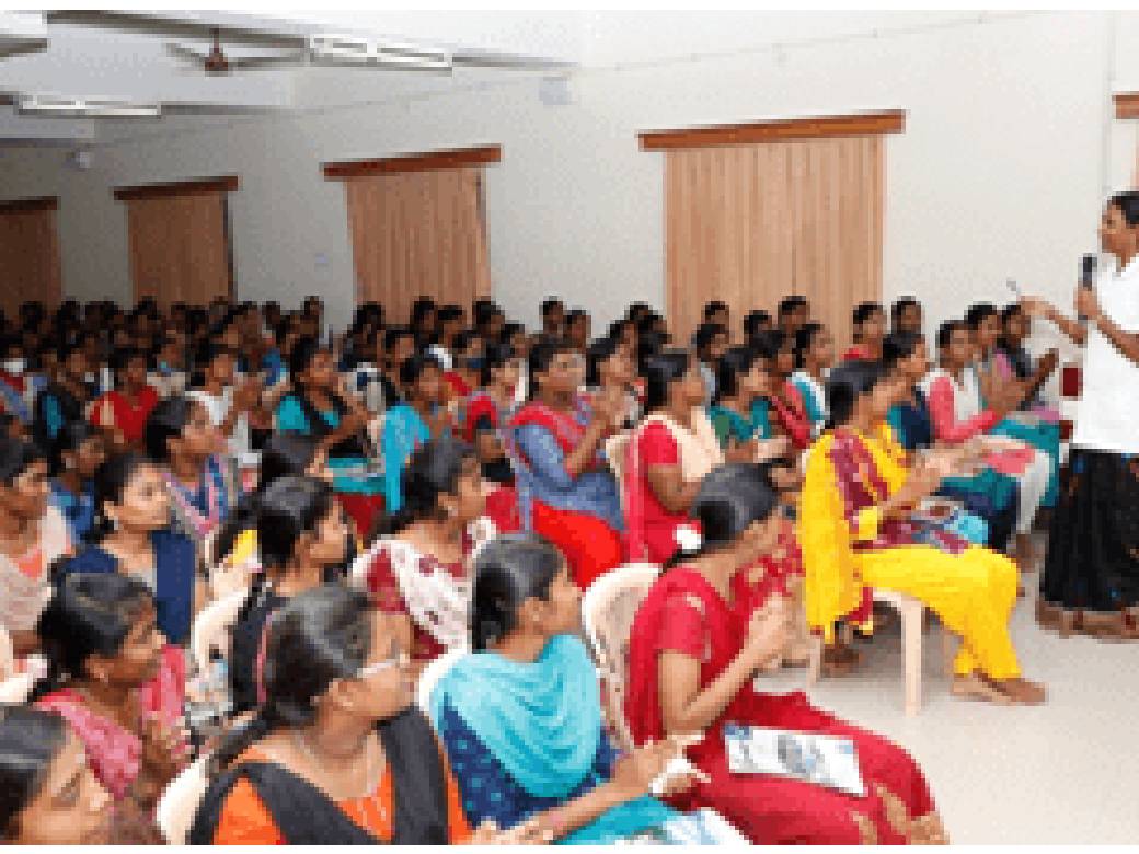 Paavai - 122