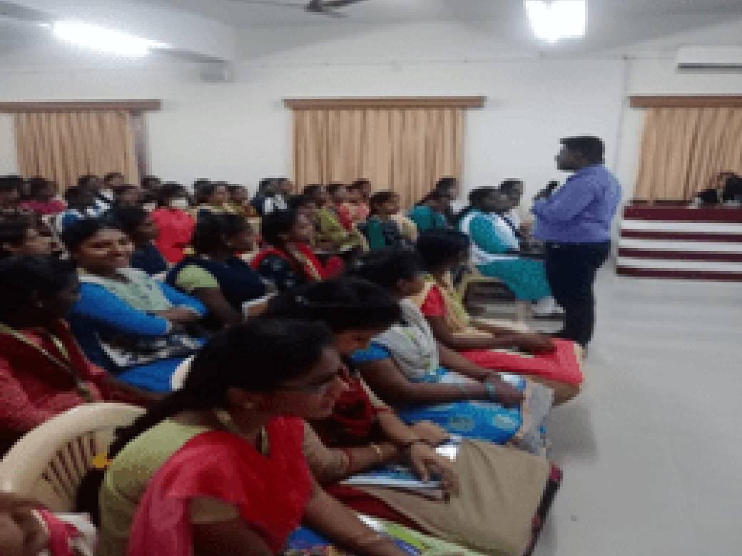 Paavai - 124